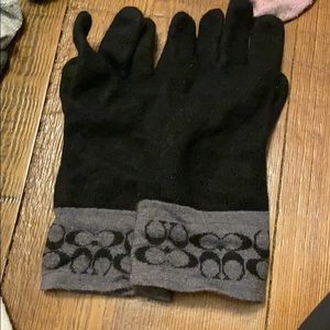 Coach Accessories - Gloves Coach Accessories - Gloves